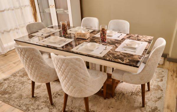 Elssa Dining room Set (Mdf)